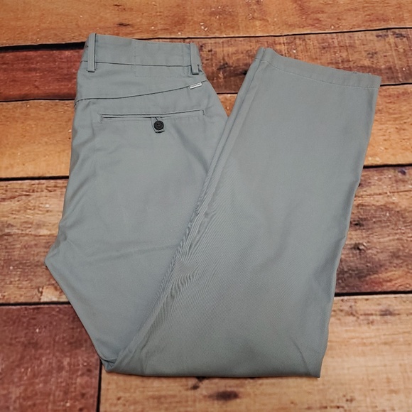 Levi's Other - Men's Levi's Chino Pants Size 32 x 30 | Gray